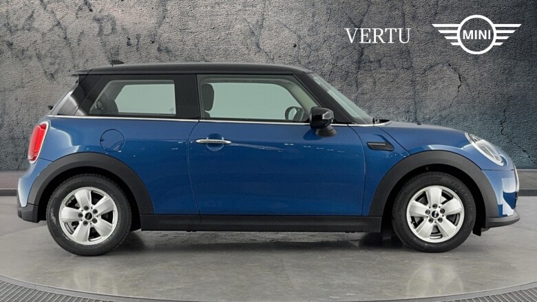 MINI Hatchback 1.5 Cooper Classic 3dr Petrol Hatchback